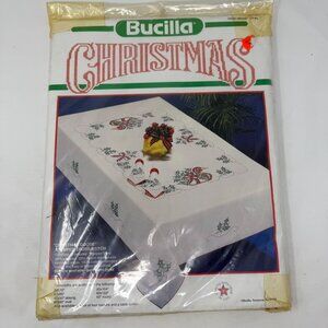 Bucilla Christmas Goose Stamped Cross-Stitch Tablecloth Kit 60"x90" Oval 82558